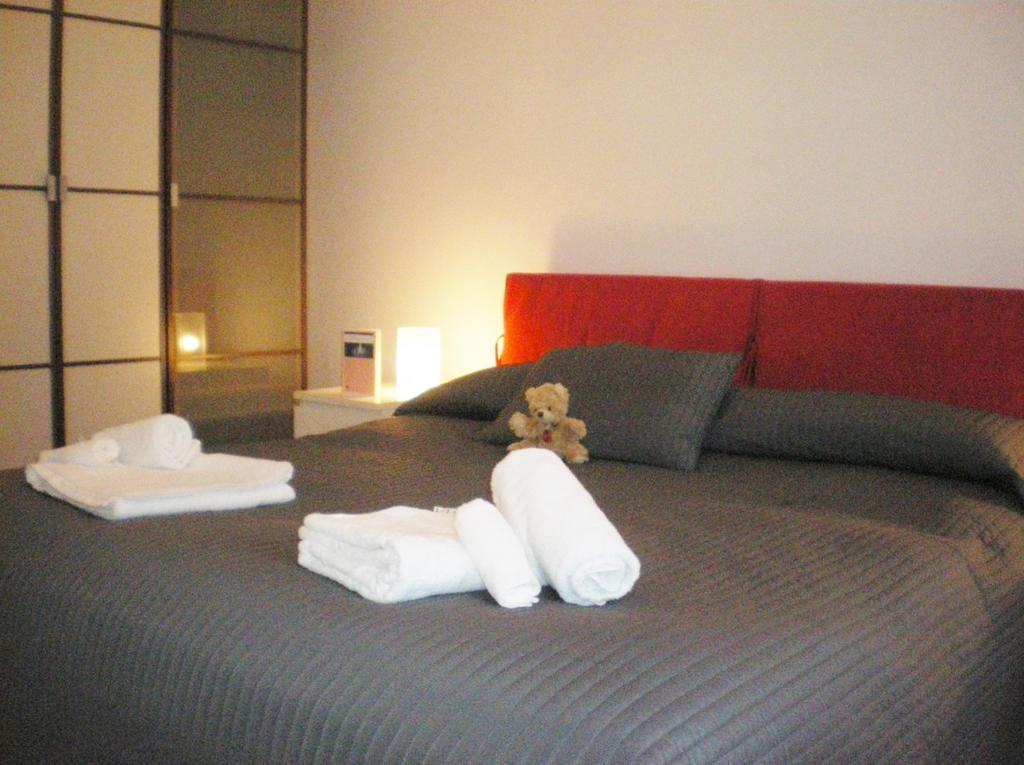 Apartment Melozzo Милано Стая снимка